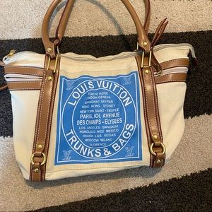 louis vuitton trunks and bags global shopper with leather strap